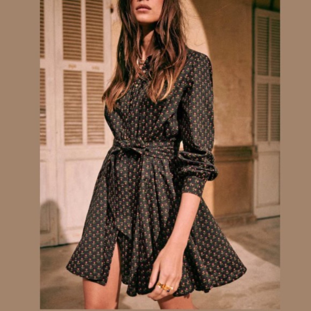 NWT - Sezane Sol Dress Mini Flowers On Black Background - Size 8